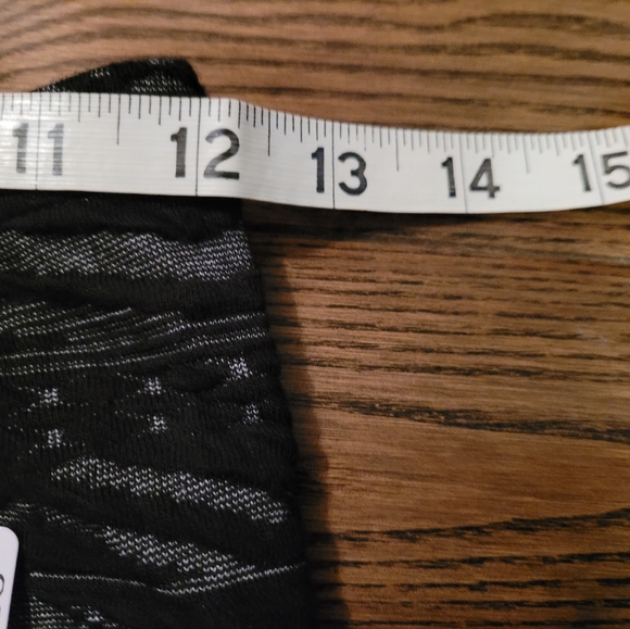 ONLY NWT Printed Leggings, stretchy. - Picture 6 of 12